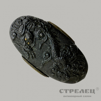 фото — фути и касира в пенале «дракон». япония 